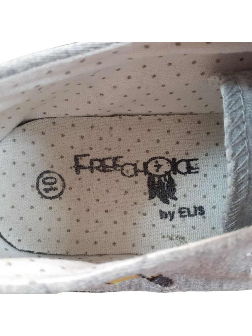 Free Choice by Elis Womens Low Top Embroidered Cap Toe Sneakers Shoes Size 10 - Picture 3 of 5